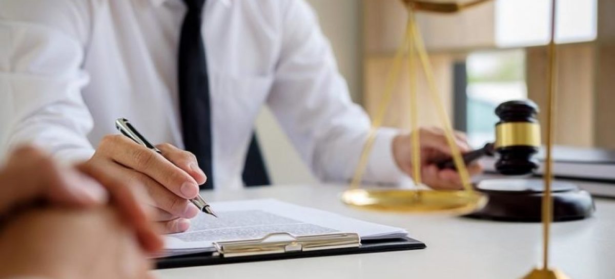 Why is it Important to be Prudent when Dealing with an Injury Attorney?