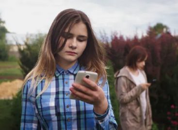 Teaching Your Kids and Teens to Prevent Cyberbullying