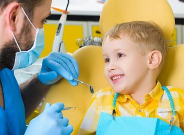 What Does a Pediatric Dentist Study?