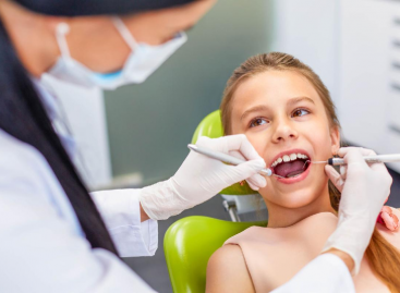 Should Your Child See a Pediatric Dentist?