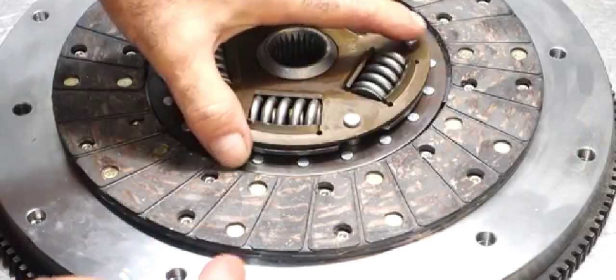 Did You Know How A Transmission Clutch Works?