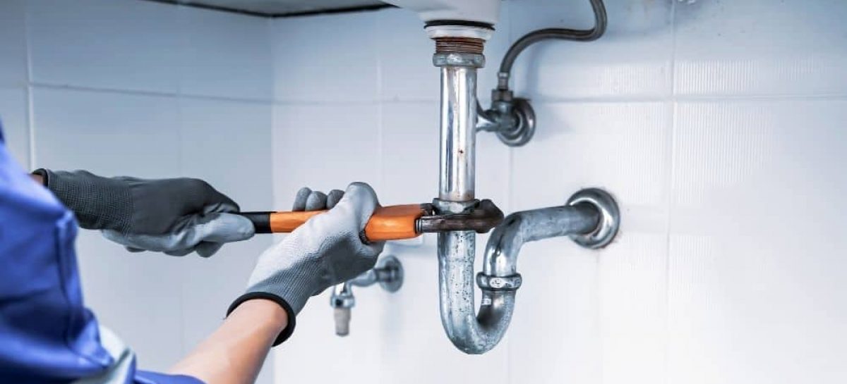What Qualifications Do Residential Plumbers Need?