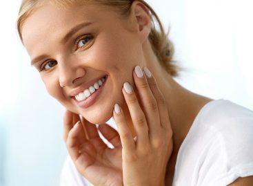 Here are some of the benefits of going to a dermatologist regularly