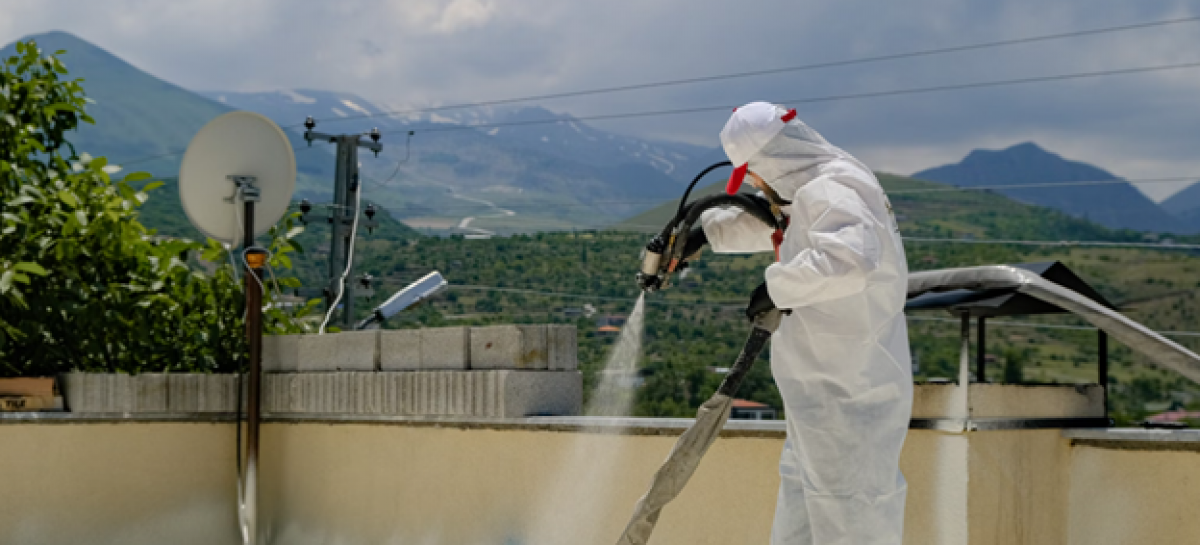 Unveiling the Longevity of Spray Foam Roofs: A Commercial Roofer’s Perspective