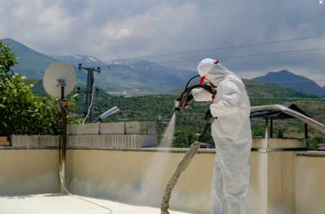 Unveiling the Longevity of Spray Foam Roofs: A Commercial Roofer’s Perspective