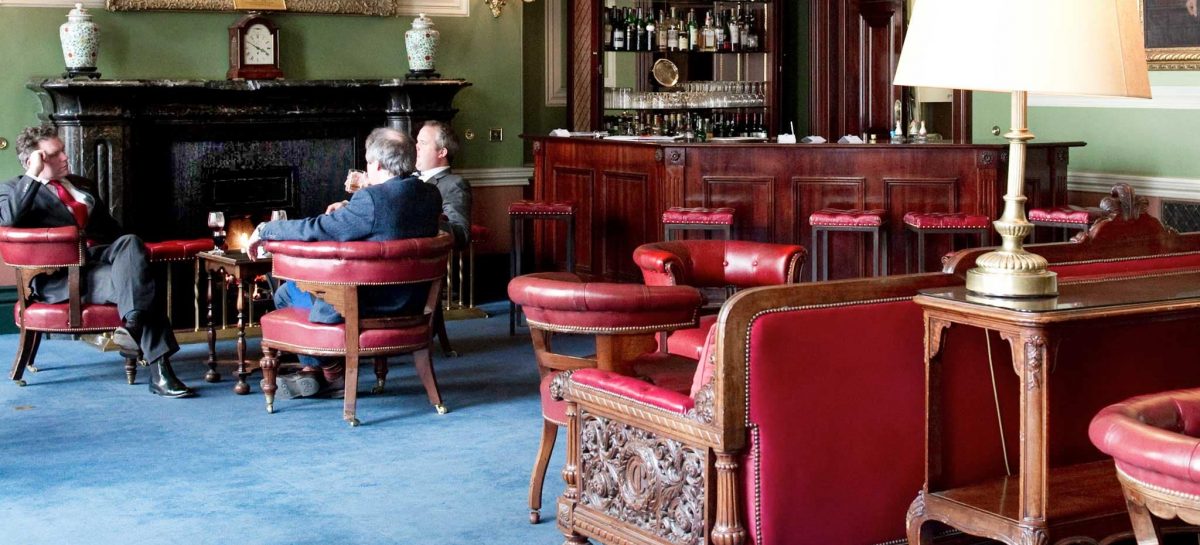 Why Gentlemen’s Clubs Offer More Than Just Stage Performances