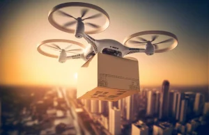 How does a delivery service maintain fast and accurate dispatches?